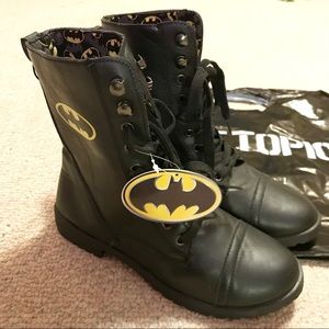 New Hot Topic Batman combat boots